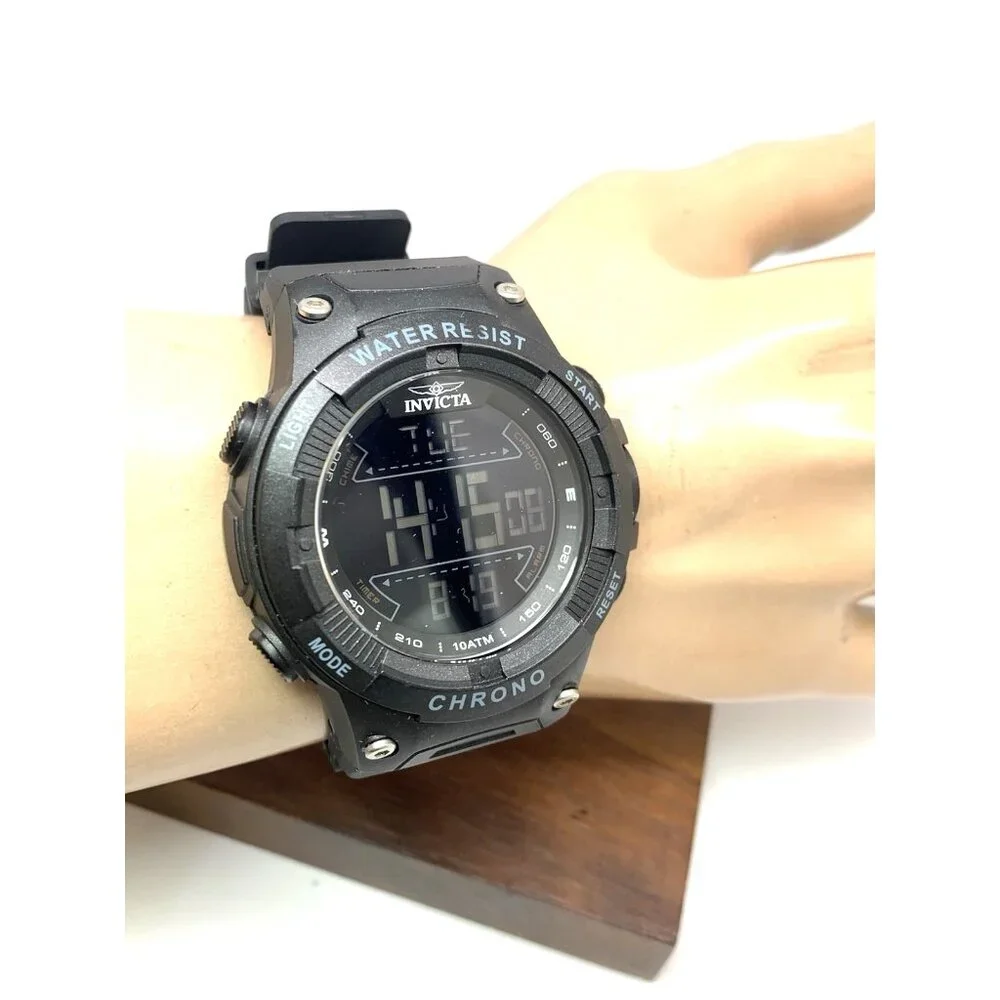 Invicta racing men